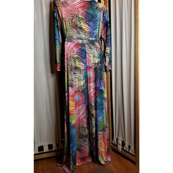 Multi Color Palm Print Maxi Dress - Picture 8 of 8